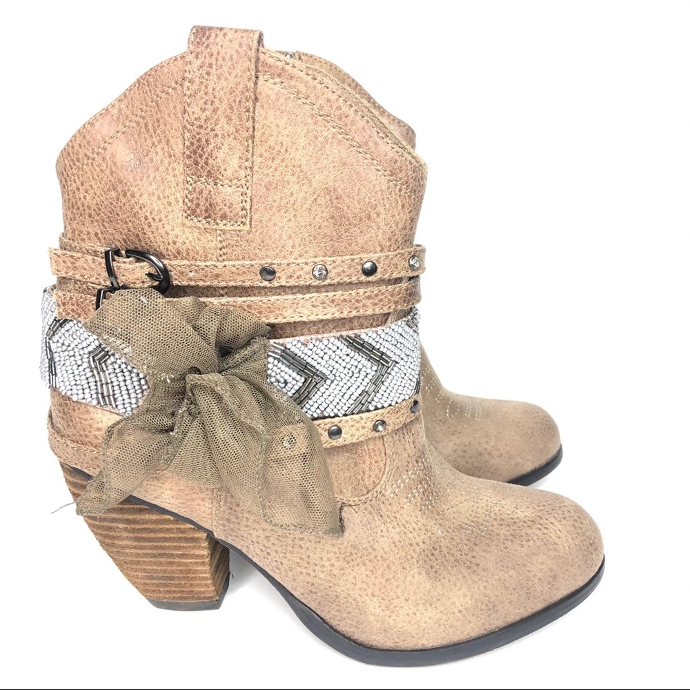 NOT RATED- stud/beaded/garland booties NWOT